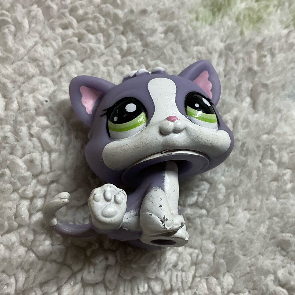 Littlest pet shop #2033 Baby Cat